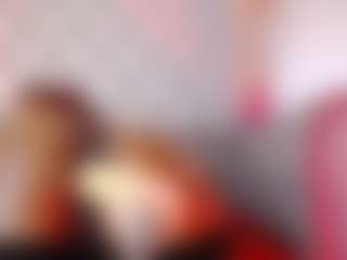 Live cam show with Agata-Grubisic - Fingering on Camsoda
