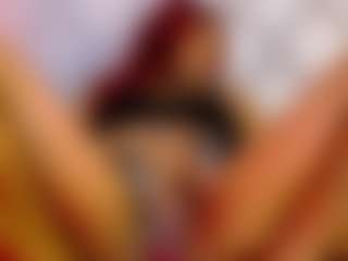 Live cam show with Agata-Grubisic - Red Hair Shaved Pussy on sexylive.show