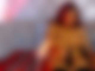 Live cam show with Agata-Grubisic - Ebony Petite on Chatstar