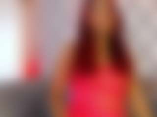 Live cam show with Agata-Grubisic - Petite on Hubzter Live