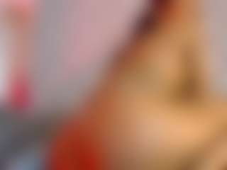 Live cam show with Agata-Grubisic - Tease on Soda Cam