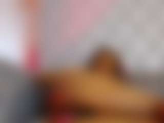 Live cam show with Agata-Grubisic - Natural on StripNow