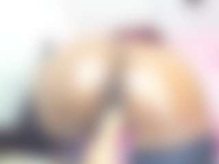 Live cam show with Agata-Grubisic - Brown Eyes Ebony on nudelive.tv