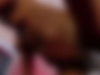 Live cam show with Agata-Grubisic - Spank Ebony on hrnylive.com