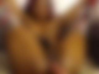 Live cam show with Agata-Grubisic - Ebony Fetish on Camsoda