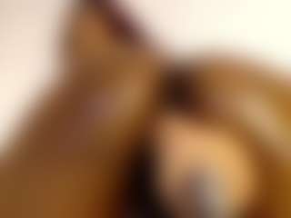 Live cam show with Agata-Grubisic - Black Toys on luckytryst.com