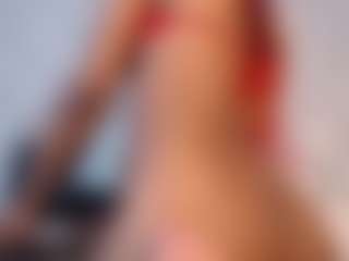 Live cam show with Agata-Grubisic - Tease on Camsoda