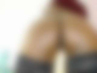 Live cam show with Agata-Grubisic - Red Hair Shaved Pussy on Camsoda