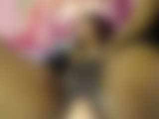 Live cam show with Agata-Grubisic - Bikini on Camsoda