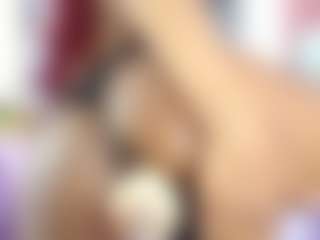 Live cam show with Agata-Grubisic - Spank Red Hair on Camsoda