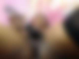 Live cam show with Agata-Grubisic - Spank Red Hair on Camsoda