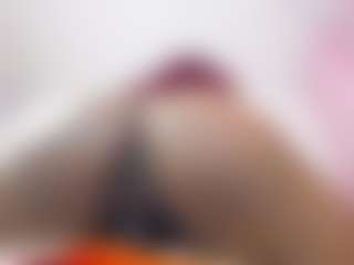 Live-camshow met Agata-Grubisic - Spank Red Hair op Camsoda