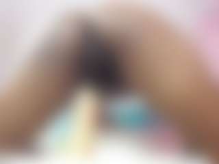 Live cam show with Agata-Grubisic - Natural on Free Soda
