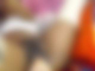 Live cam show with Agata-Grubisic - Brown Eyes Black on Camsoda