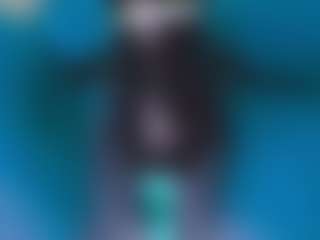 Live cam show with Agata-Grubisic - Black Small Tits on Hubzter Live
