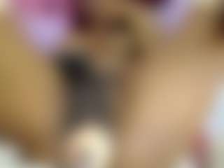 Live cam show with Agata-Grubisic - Dirty Talk on Camsoda