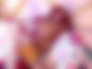 Live cam show with Agata-Grubisic - Red Hair HD on Camsoda