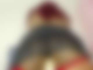 Live cam show with Agata-Grubisic - Spank Red Hair on CamClone