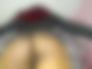 Live cam show with Agata-Grubisic - Ebony on Dare Cams | colombia