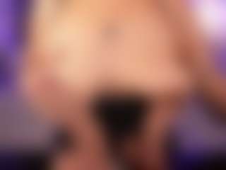Live cam show with KatlynRous - Sexy on xDating