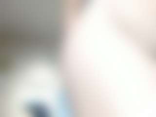 Live cam show with LilyyThea - Teen (18+) on MyBangCams