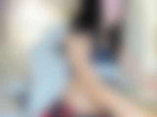 Live cam show with LilyyThea - Moaning on Cam Slut