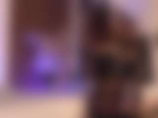 Live cam show with Sabrinaa-Fox - Facial Piercings on Fling VIP Chat