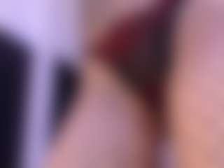 Live cam show with Sabrinaa-Fox - Facial Piercings on Camsoda