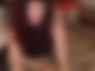 Live cam show with Sabrinaa-Fox - Drinking on Camsoda
