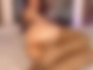 Live cam show with Sabrinaa-Fox - Athletic Young Adult on TeamSkeetLive