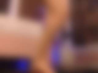 Live cam show with Sabrinaa-Fox - Curvy Young Adult on Strip Flash - Live Sex Shows