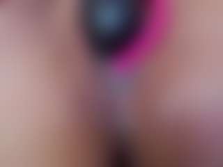 Live cam show with Vivibambi - Gape on Free Soda