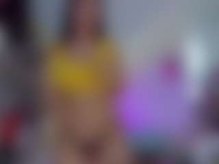 Live cam show with Vivibambi - Hairy Pussy on Milfs Live