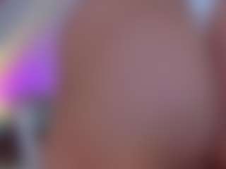 Live cam show with Vivibambi - Camel Toe on Camsoda