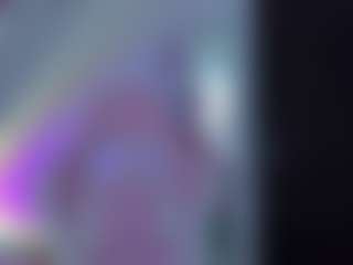Live cam show with Vivibambi - Blonde Hair Petite on Camsoda