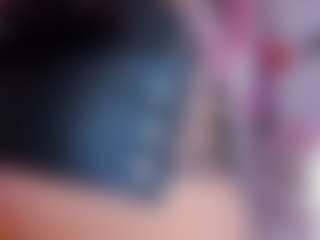 Live cam show with Vivibambi - Average on Camiplay Live
