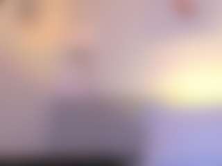Live cam show with cutepetitee - Mature on Dolls Live