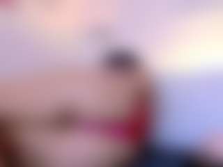 Live cam show with cutepetitee - Mature on CamwithHer