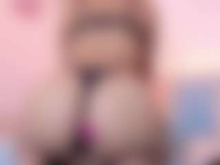Live cam show with cutepetitee - College on Milfs Live