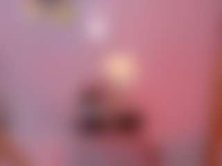 Live cam show with cutepetitee - Fetish on Milfs Live