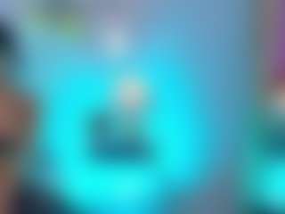 cutepetitee MILF webcam performer live streaming