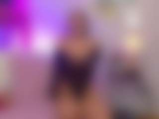 Live cam show with cutepetitee - Cuckold on Camiplay Live