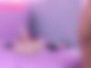 Live cam show with cutepetitee - Middle Aged on sexylive.show