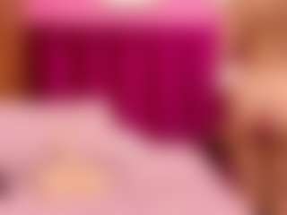 cutepetitee's Live Sex Cam Show