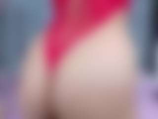 cutepetitee's Live Sex Cam Show