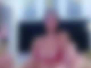 cutepetitee's Live Sex Cam Show