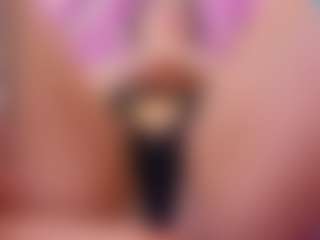 Live cam show with cutepetitee - Mature on fuklive.com