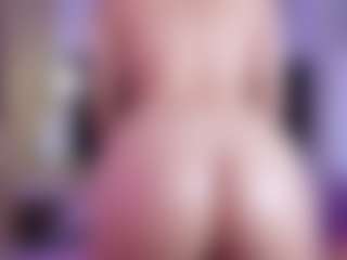 cutepetitee's Live Sex Cam Show