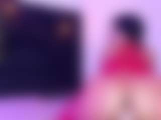 Live cam show with cutepetitee - College Latina on Camsoda | colombia