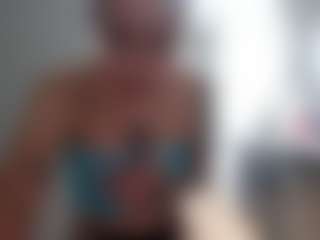 Queen Lola XXX's Live Sex Cam Show